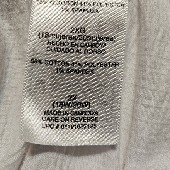 Just My Size White Beaded Neckline top Size 2X - Picture 6 of 7